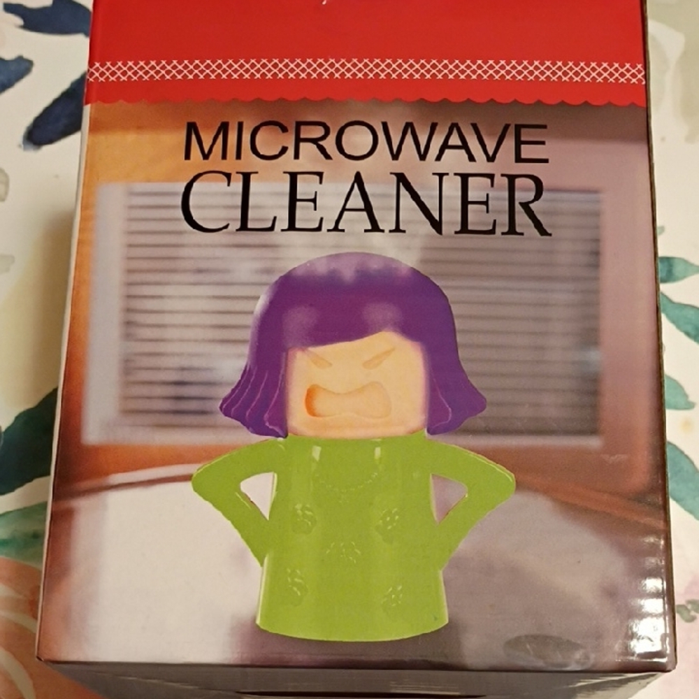 Steamin' Sally Microwave Cleaner